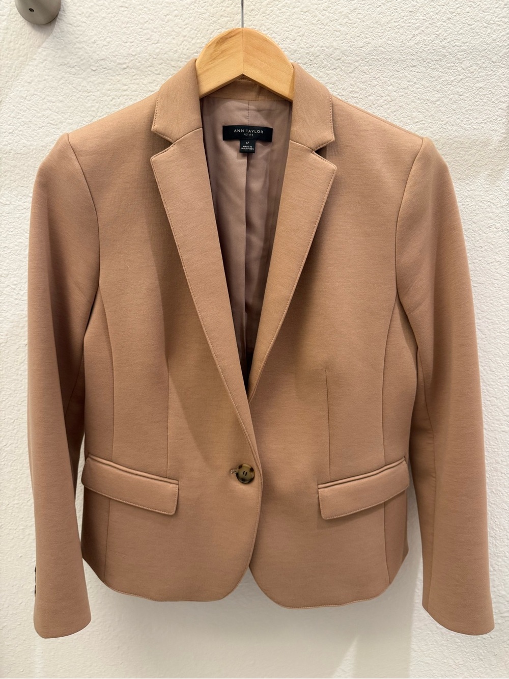 Ann Taylor Camel Single-Button Tailored Blazer